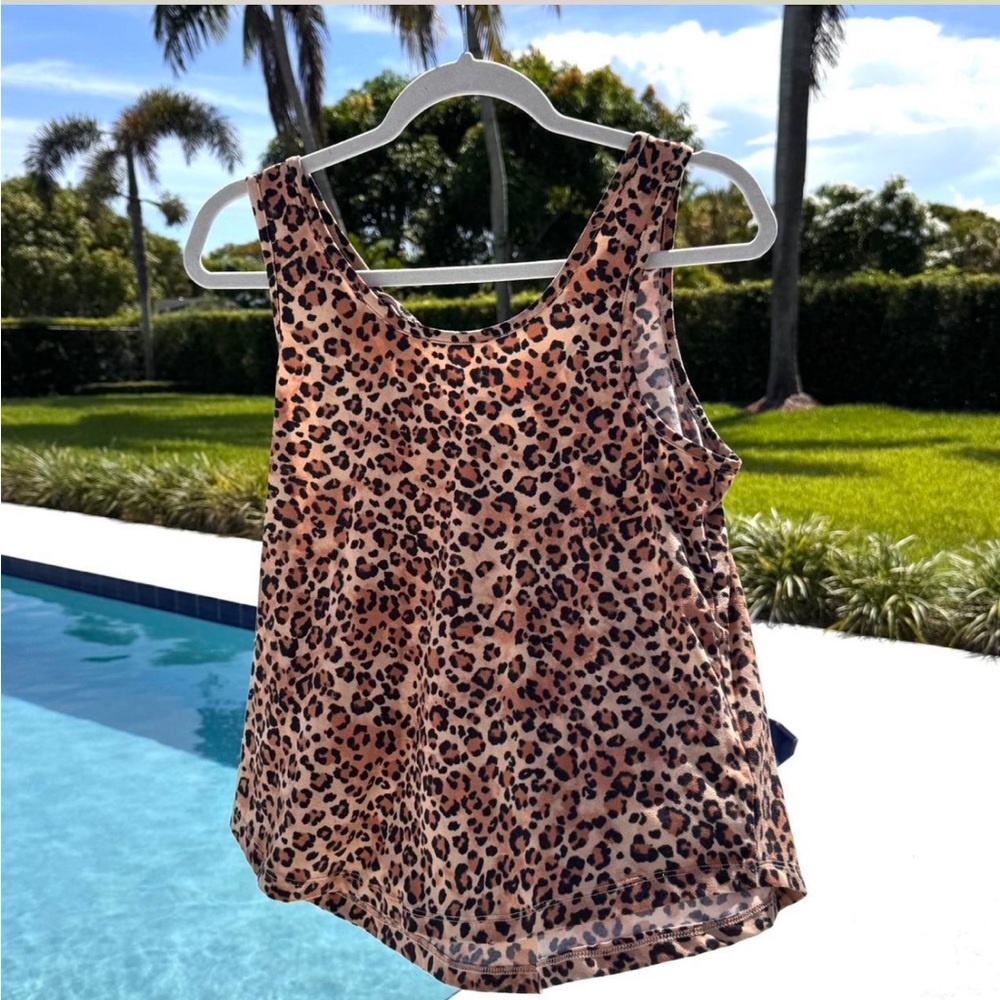 Leopard Print Sleeveless Top
